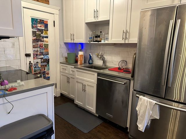 4 Washington Ave 1, Cambridge, MA 02140