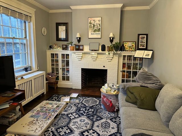 4 Washington Ave 1, Cambridge, MA 02140