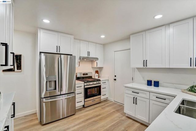 86 Preda St, San Leandro, CA 94577