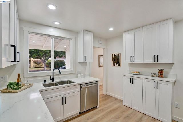 86 Preda St, San Leandro, CA 94577