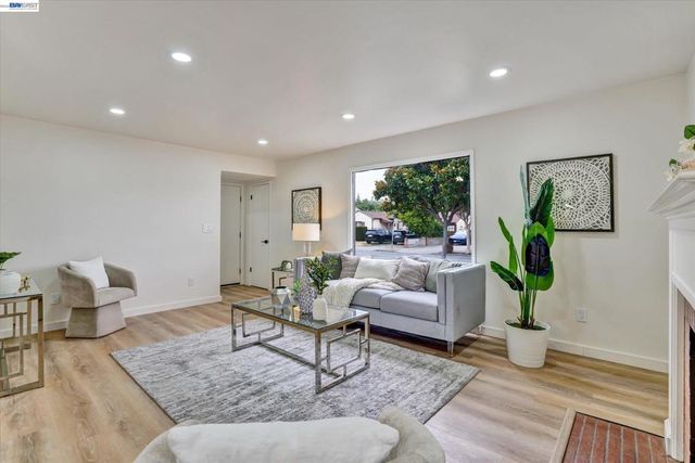 86 Preda St, San Leandro, CA 94577