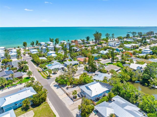 417 POINSETTIA ROAD, Anna Maria, FL 34216