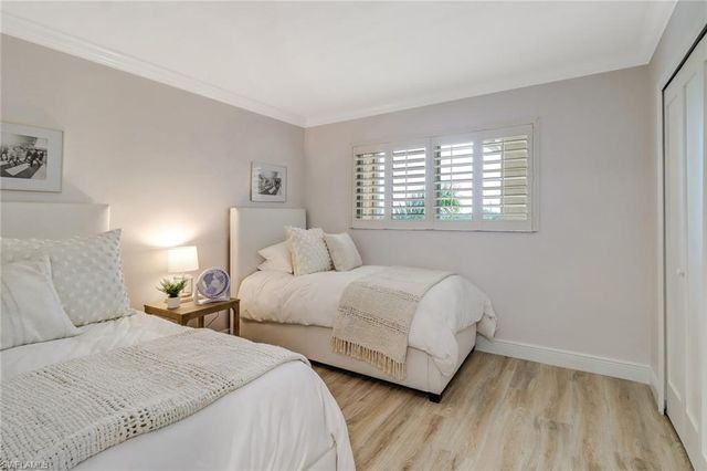 21 High Point CIR E # 601, Naples, FL 34103