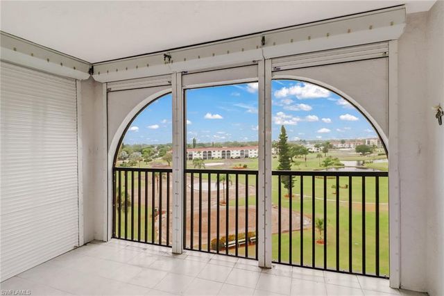 21 High Point CIR E # 601, Naples, FL 34103