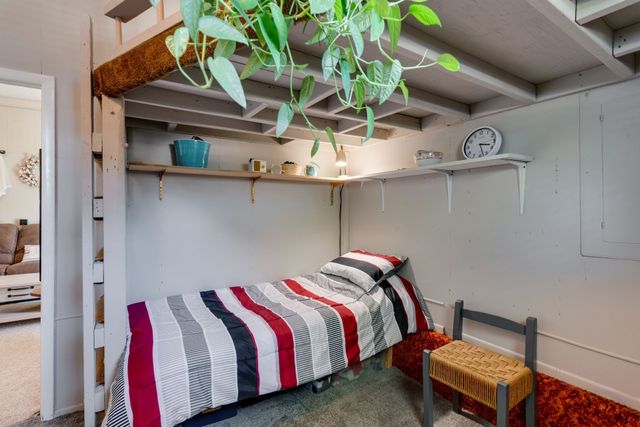 102 Donna Ct, Hendersonville, TN 37075