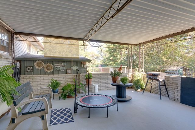 102 Donna Ct, Hendersonville, TN 37075