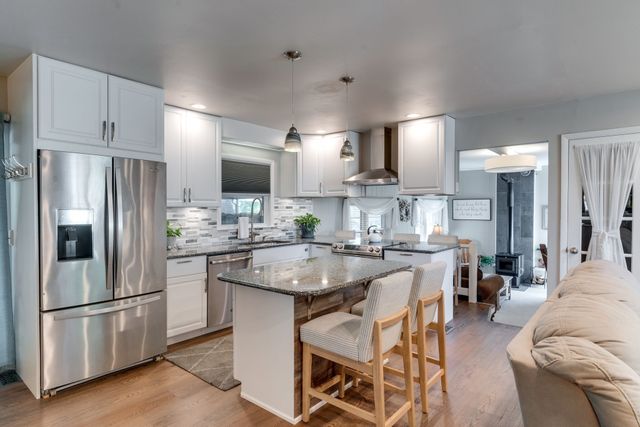 102 Donna Ct, Hendersonville, TN 37075