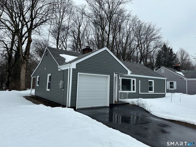 11 Fyler Drive, Windsor, CT 06095