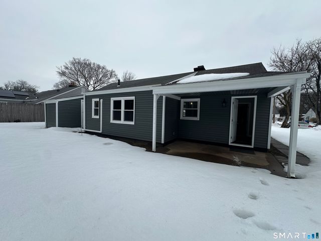 11 Fyler Drive, Windsor, CT 06095