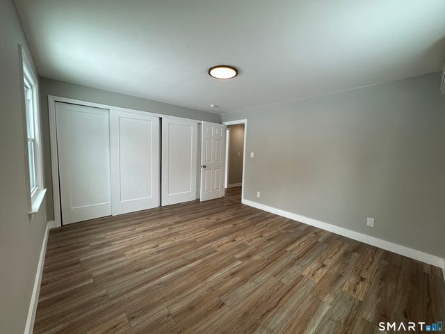 11 Fyler Drive, Windsor, CT 06095