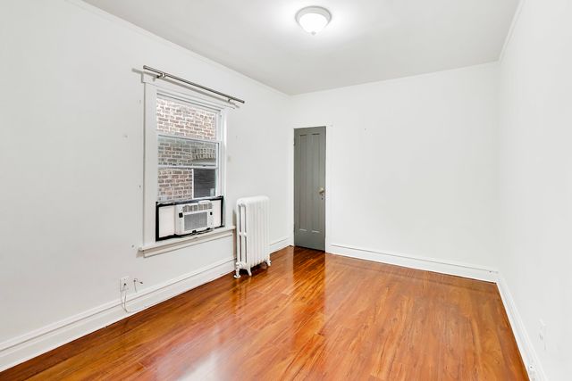 5814 N Campbell Avenue, Chicago, IL 60659