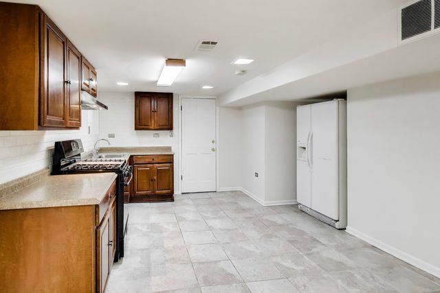 5814 N Campbell Avenue, Chicago, IL 60659