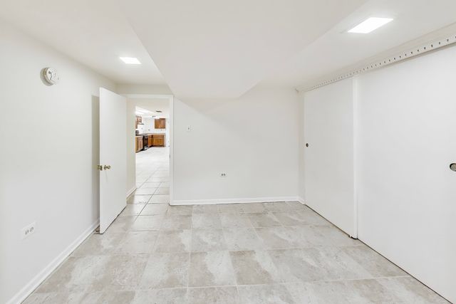 5814 N Campbell Avenue, Chicago, IL 60659