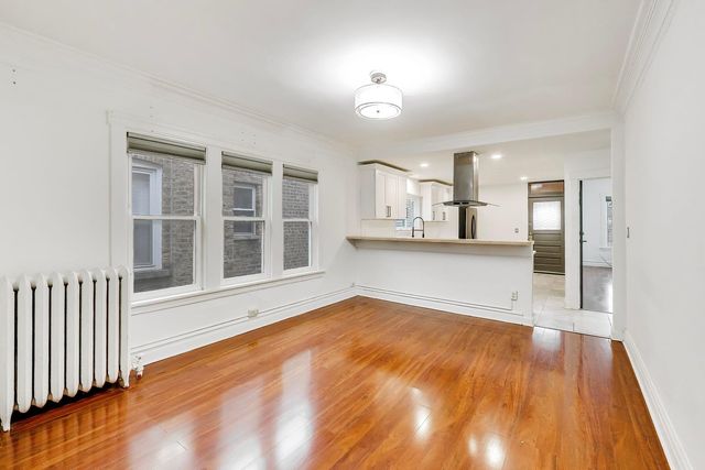 5814 N Campbell Avenue, Chicago, IL 60659