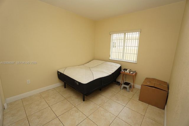 2927 SW 145th Ct, Miami, FL 33175