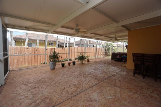 2927 SW 145th Ct, Miami, FL 33175