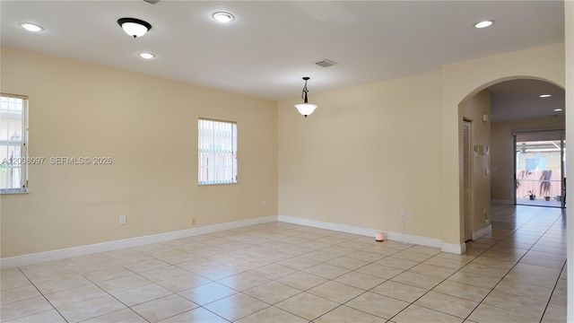 2927 SW 145th Ct, Miami, FL 33175