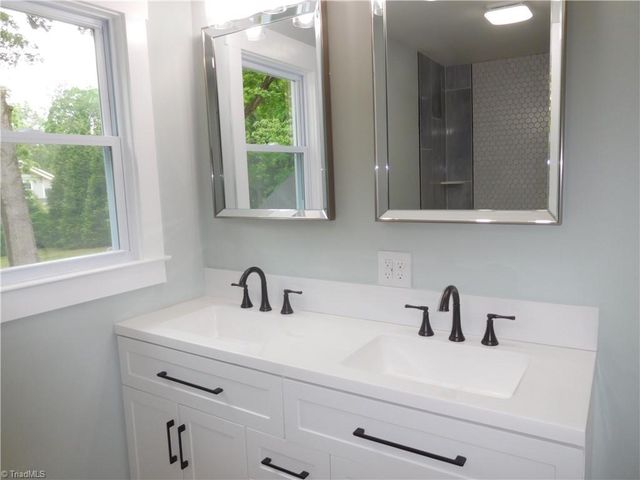 1314 Ebert Street, Winston-salem, NC 27103