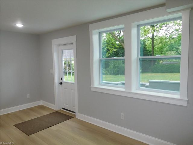 1314 Ebert Street, Winston-salem, NC 27103
