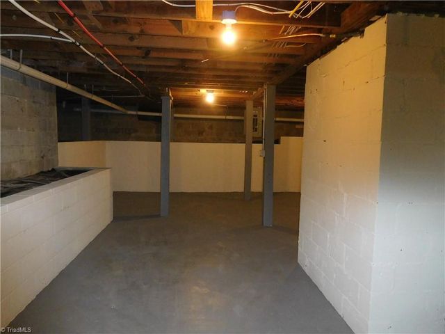 1314 Ebert Street, Winston-salem, NC 27103