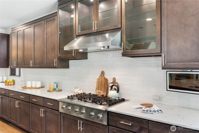 26546 SE Belvedere Way, Sammamish, WA 98075