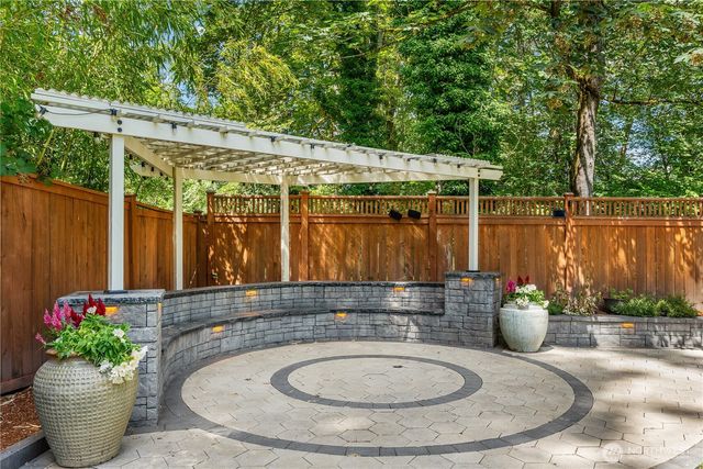 26546 SE Belvedere Way, Sammamish, WA 98075