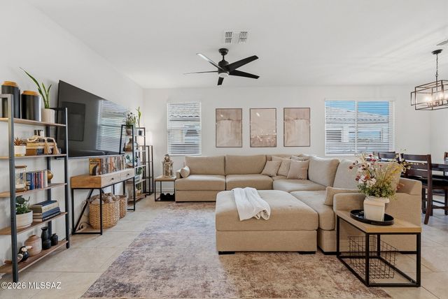 607 W Calle Calca, Sahuarita, AZ 85629