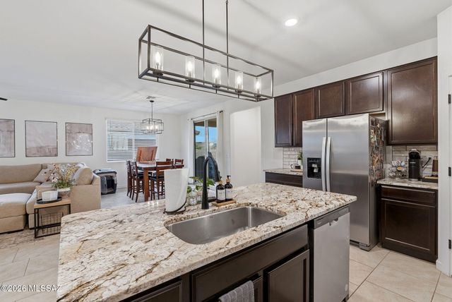 607 W Calle Calca, Sahuarita, AZ 85629