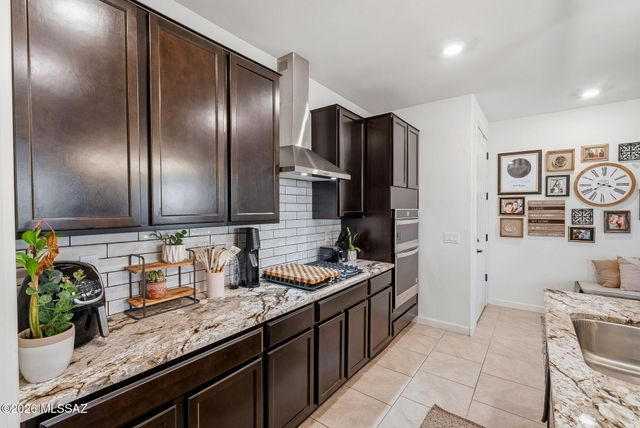 607 W Calle Calca, Sahuarita, AZ 85629