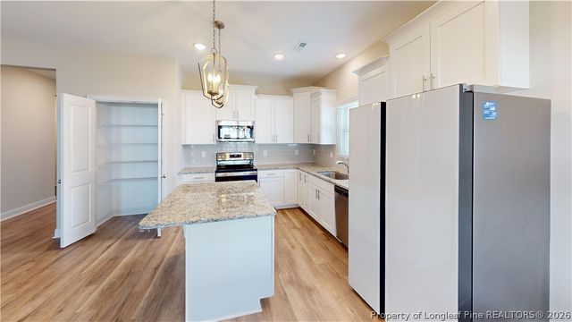 370 Bulldawg Lane, Raeford, NC 28376