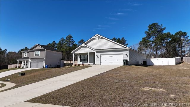 370 Bulldawg Lane, Raeford, NC 28376