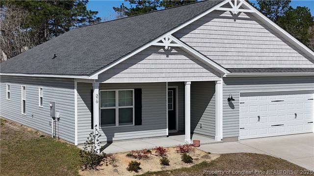 370 Bulldawg Lane, Raeford, NC 28376