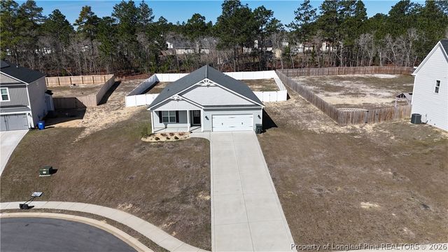 370 Bulldawg Lane, Raeford, NC 28376
