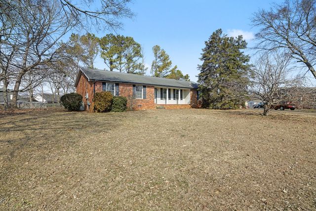 112 General Forrest Ct, Smyrna, TN 37167