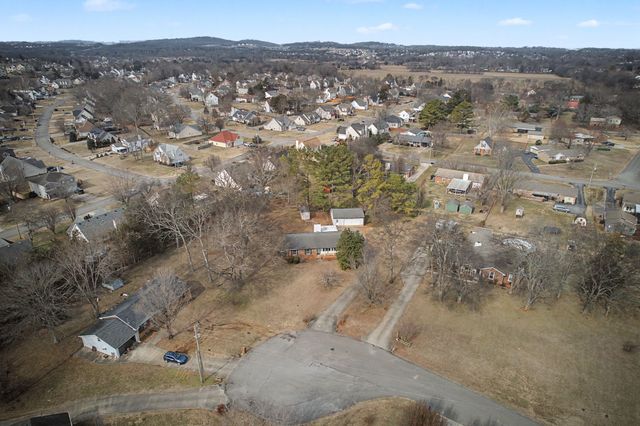 112 General Forrest Ct, Smyrna, TN 37167