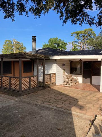 300 Coulon Rd, Thibodaux, LA 70301