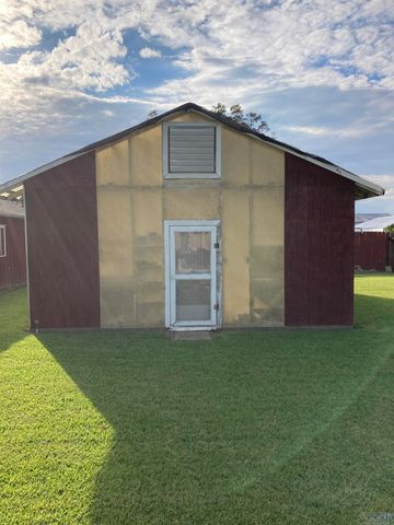 300 Coulon Rd, Thibodaux, LA 70301