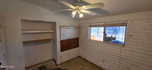 8425 E Mary Drive, Tucson, AZ 85730
