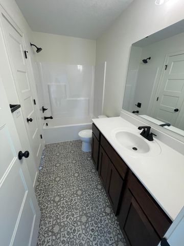 3423 Maple Drive S, Cambridge, MN 55008