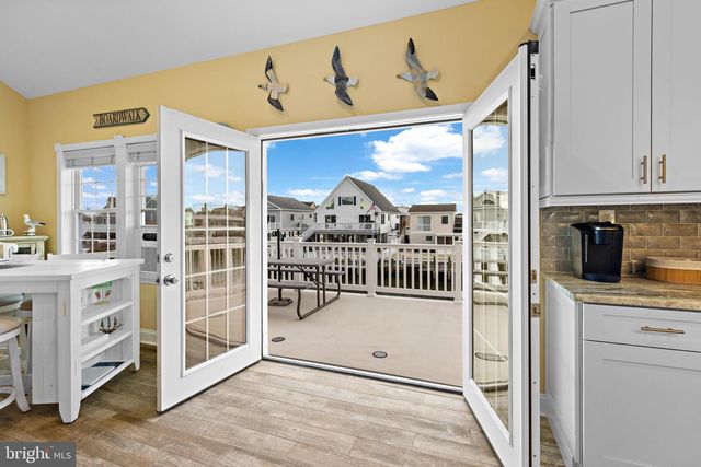 96 ALBERT DRIVE, Manahawkin, NJ 08050