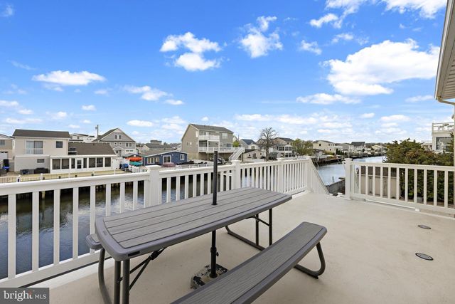 96 ALBERT DRIVE, Manahawkin, NJ 08050