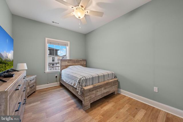 96 ALBERT DRIVE, Manahawkin, NJ 08050