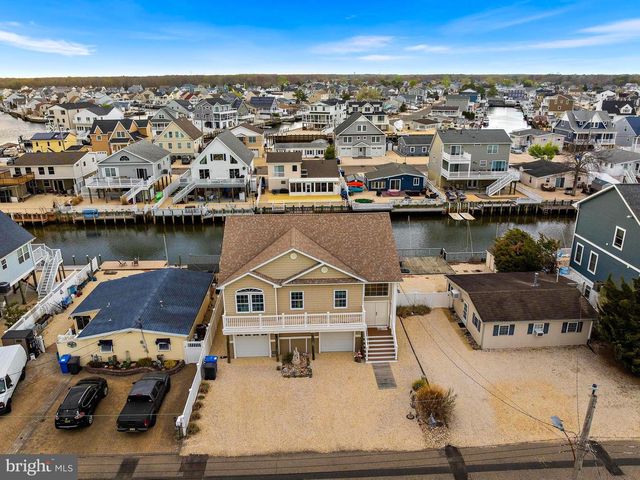 96 ALBERT DRIVE, Manahawkin, NJ 08050