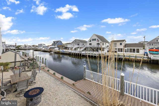 96 ALBERT DRIVE, Manahawkin, NJ 08050