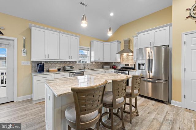 96 ALBERT DRIVE, Manahawkin, NJ 08050