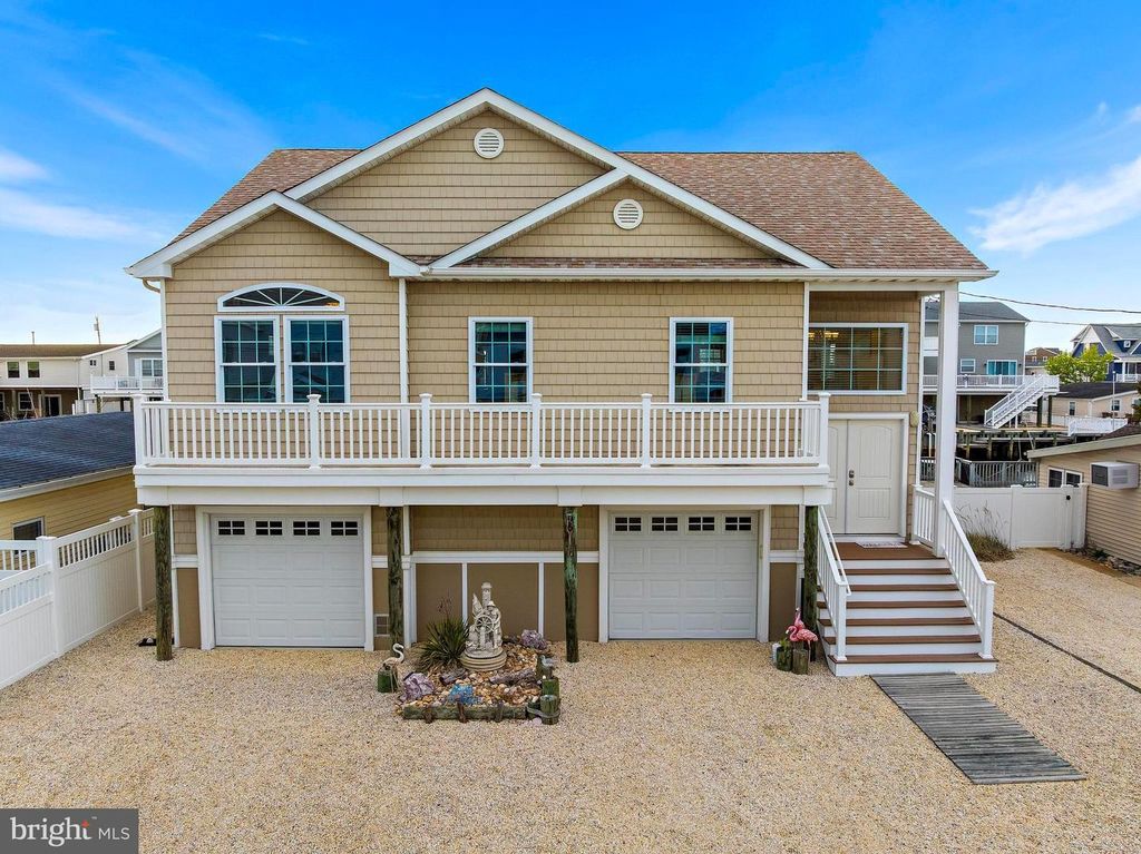 96 ALBERT DRIVE, Manahawkin, NJ 08050