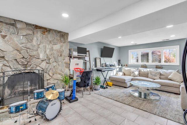 904 Tudor Drive, Toms River, NJ 08753