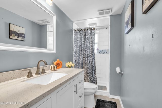 904 Tudor Drive, Toms River, NJ 08753