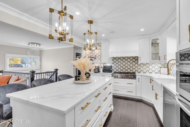 904 Tudor Drive, Toms River, NJ 08753