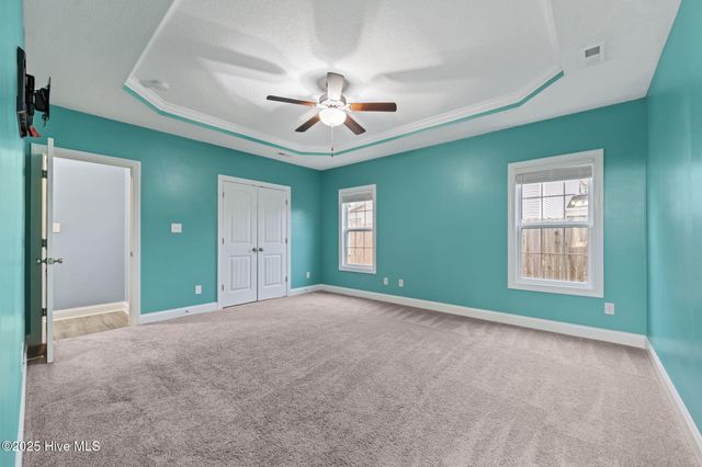 207 Knightheads Drive, Swansboro, NC 28584